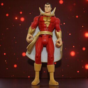 DC Universe Infinite Heroes Shazam Action Figure Red & Gold Suit Collectible Toy